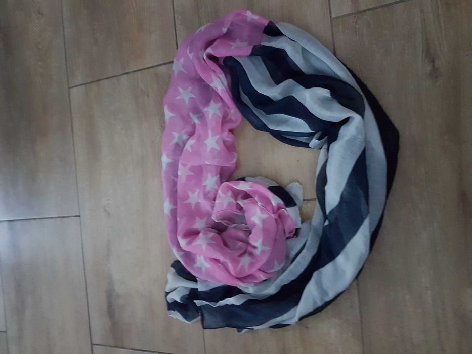 Długi szal damski