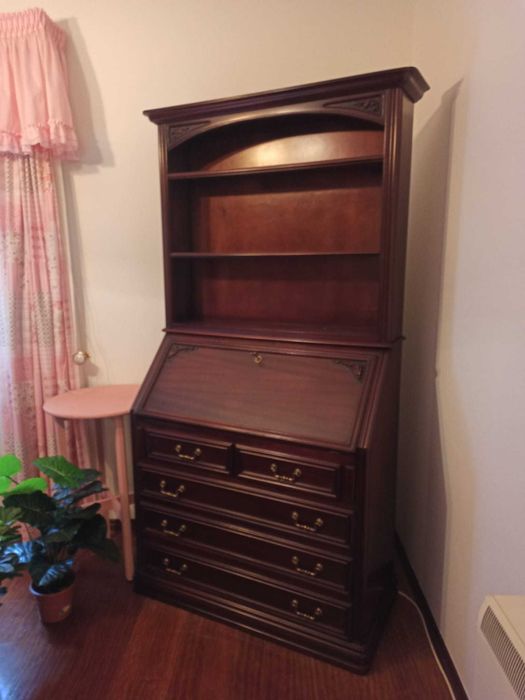 Escrivaninha quarto/sala