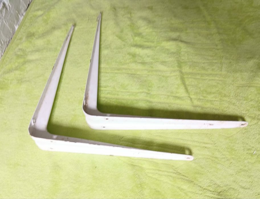 Suporte para Prarteleira em Metal medidas nas fotos
