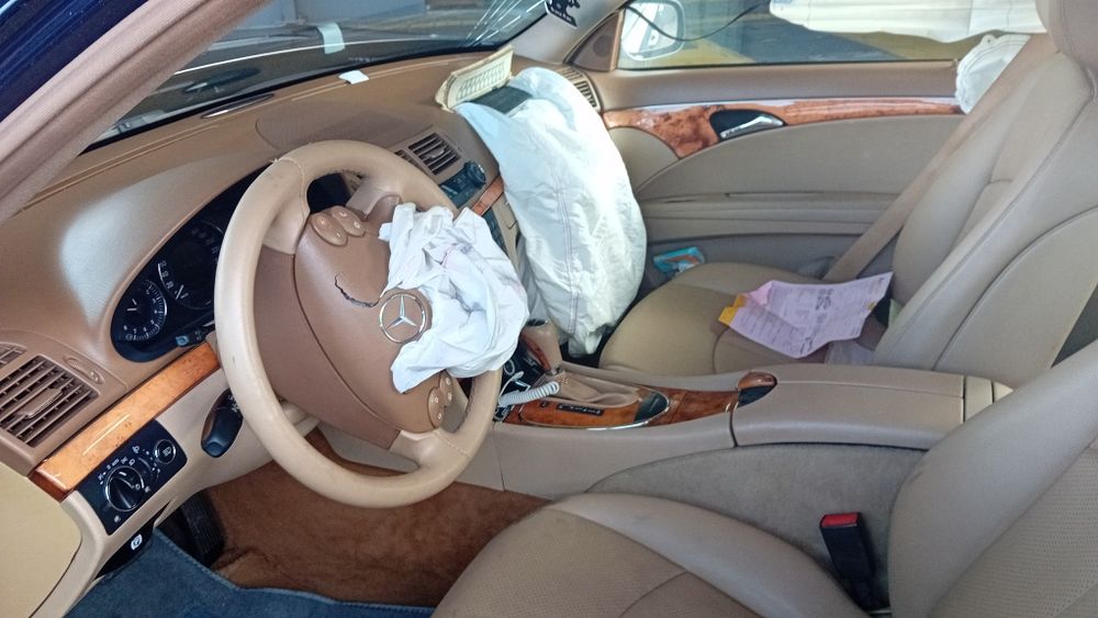 Mercedes c220 avantegarde 2008
