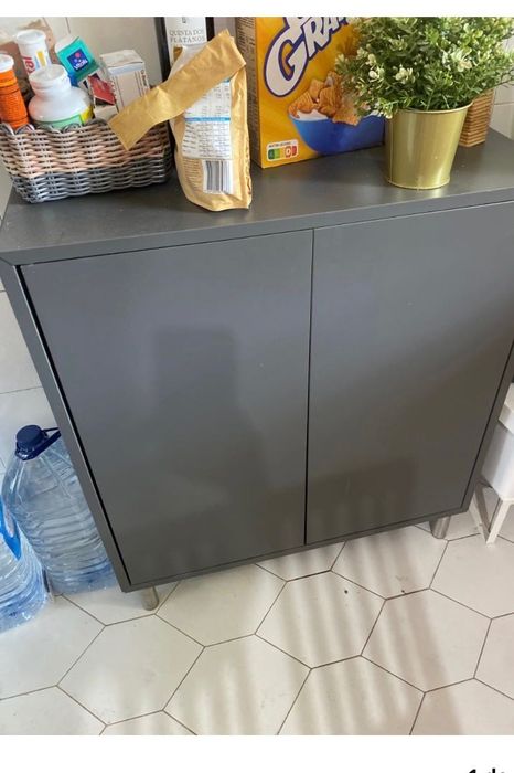 Móvel Eket Ikea cinzento