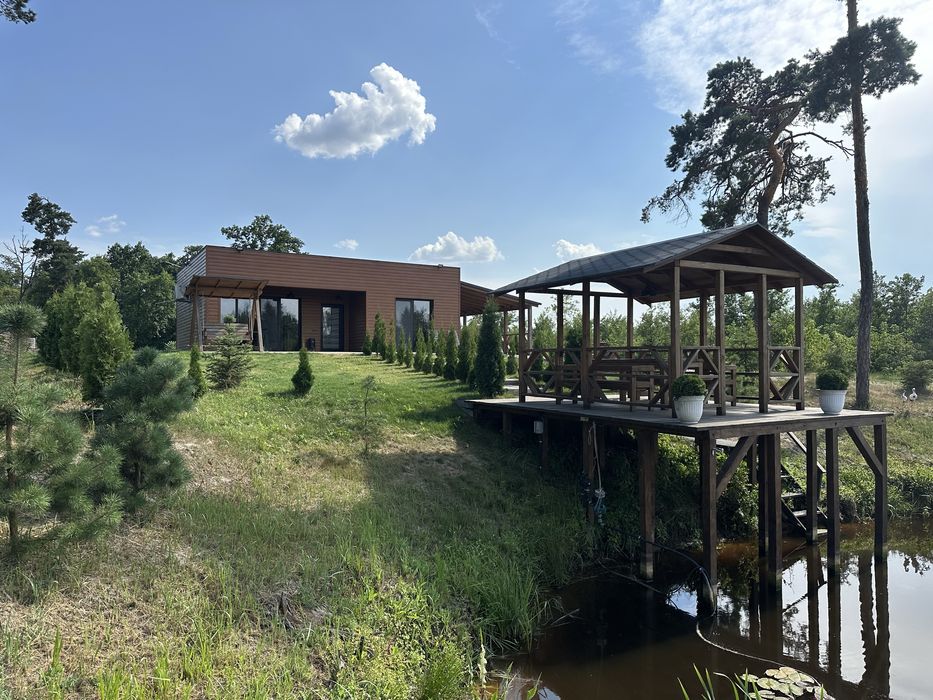 Здається сучасний будинок м.Сміла