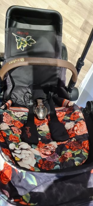 Cybex Priam  Spring Blossom Dark