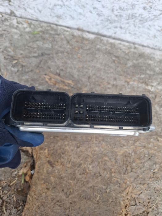 VW t5 t6 2.0 03l907309m komputer ecu