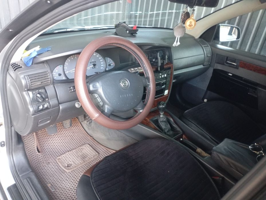 Продам Opel  Omega b