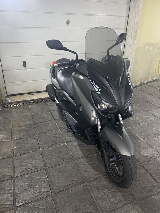 Yamaha X-Max 125cc