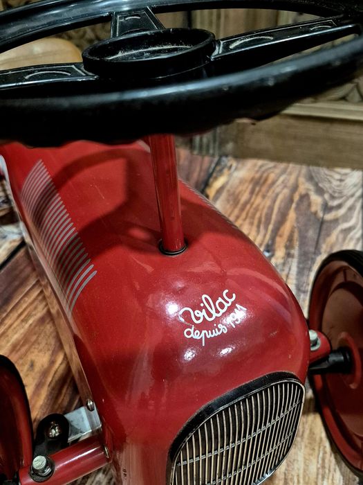 Samochód samochodzik jeździć retro do sesji