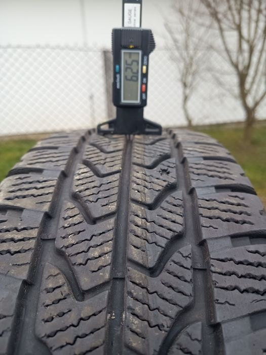 Opona Goodyear Ultra Grip Cargo 205/65R16C