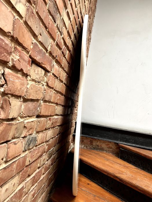 Blat IKEA o niestandardowym kształcie – biały, 150 cm, solidny