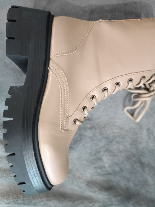 Ботинки Stradivarius 38