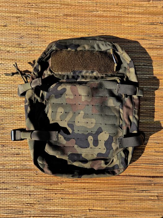 Plecak Flat Pack H1 dopisany do kamizelki Templars Gear