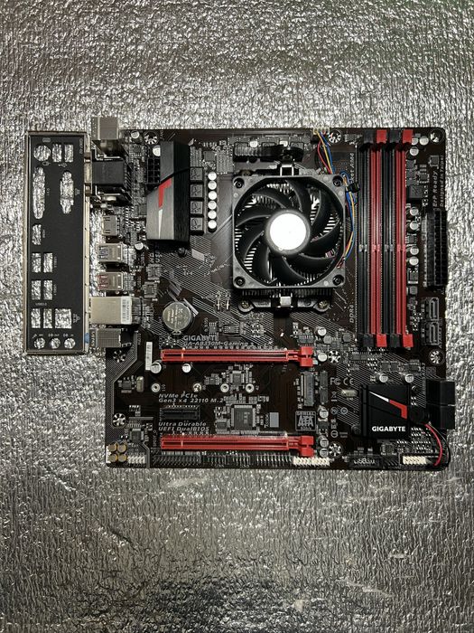Материнська плата Gigabyte GA-AB350M-Gaming 3 + AMD A10