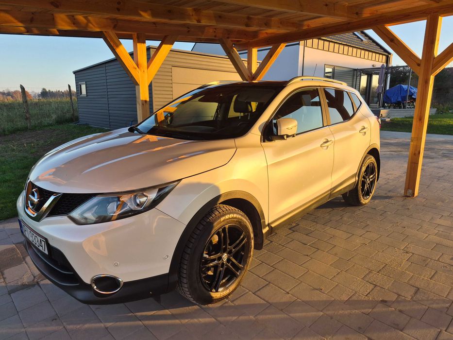 Nissan qashqai j11 2015