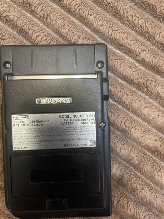 Nintendo game boy pocket