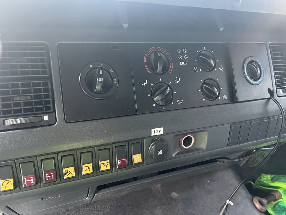 MAN LE 20.220 Specjalny Autolaweta