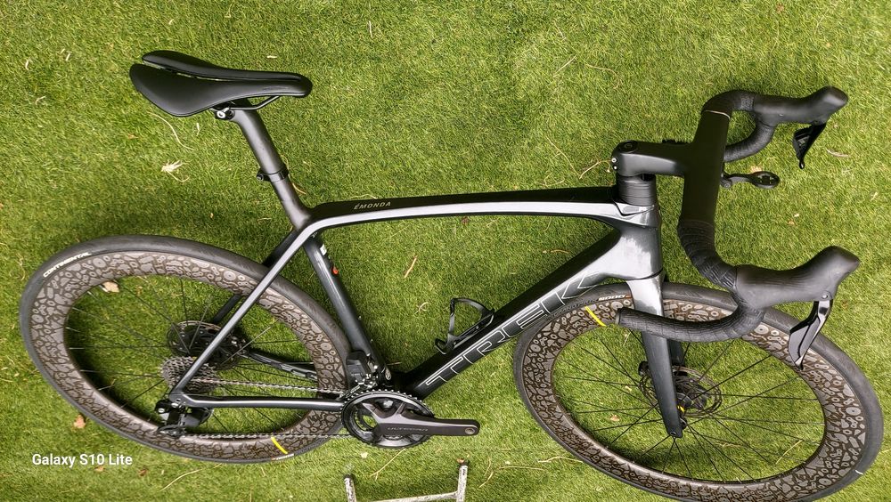Trek Émonda Carbono  – Eletrónica Shimano Di2 t56