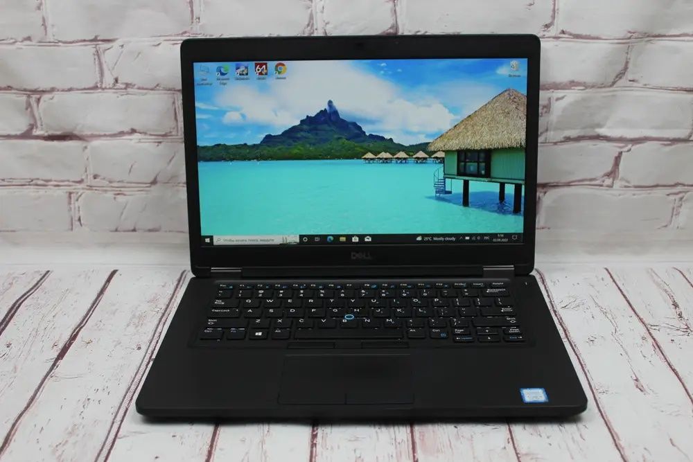 Продаеця Dell latitude 5490
