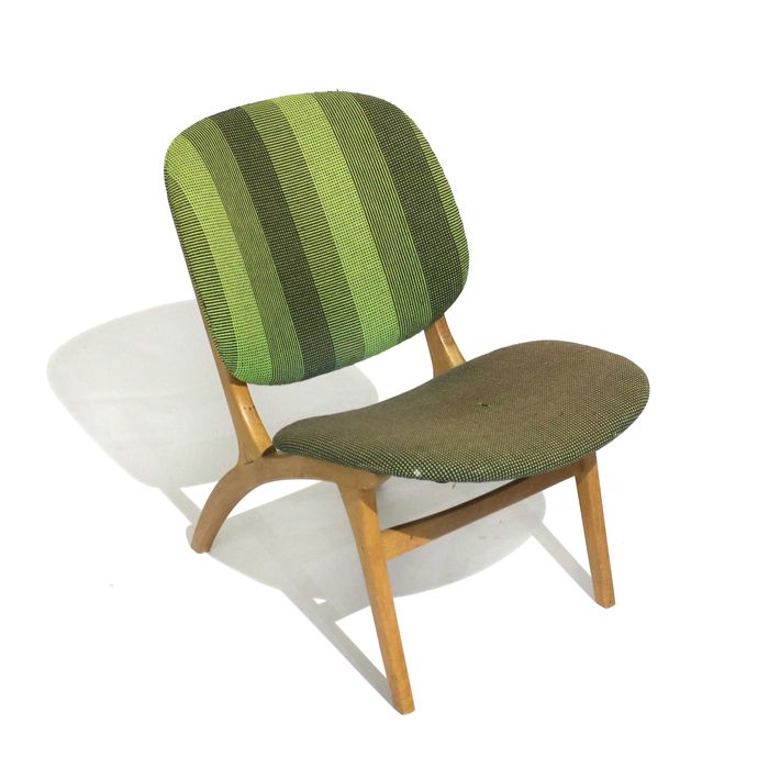 Poltrona Carl Edward Mathes em carvalho | Mobiliário Nórdico