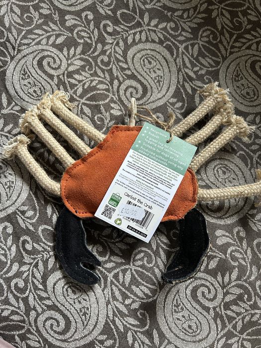 Іграшка для собак із натуральних матеріалів