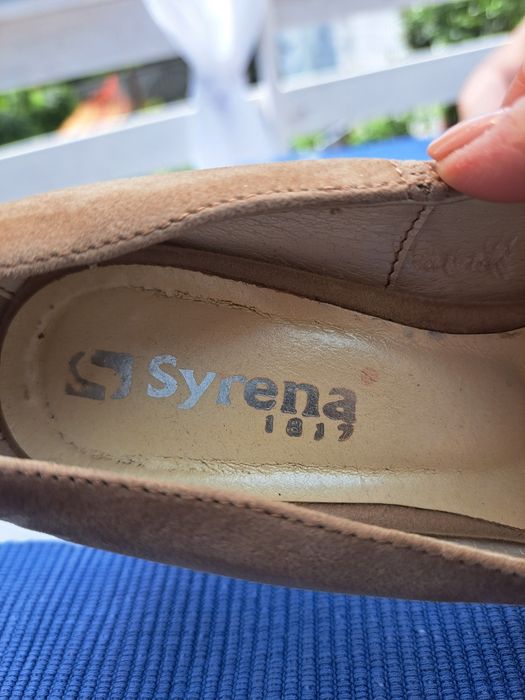 Czółenka szpilki beżowe nude 35