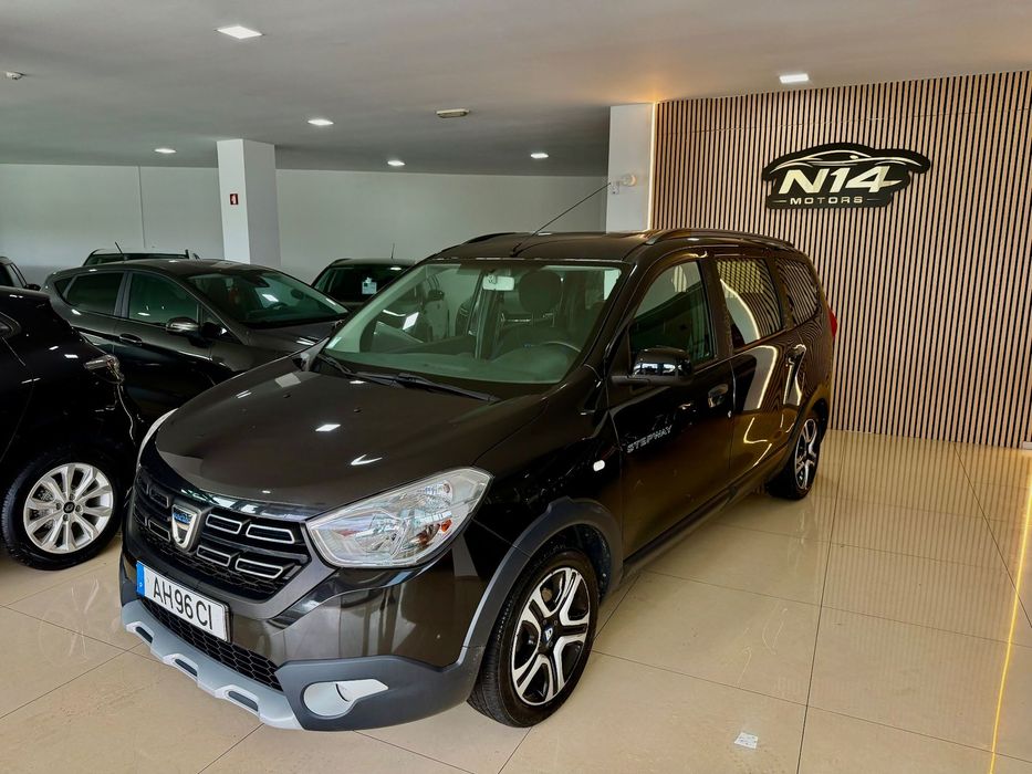 Dacia Lodgy 1.3 TCe Stepway 7L