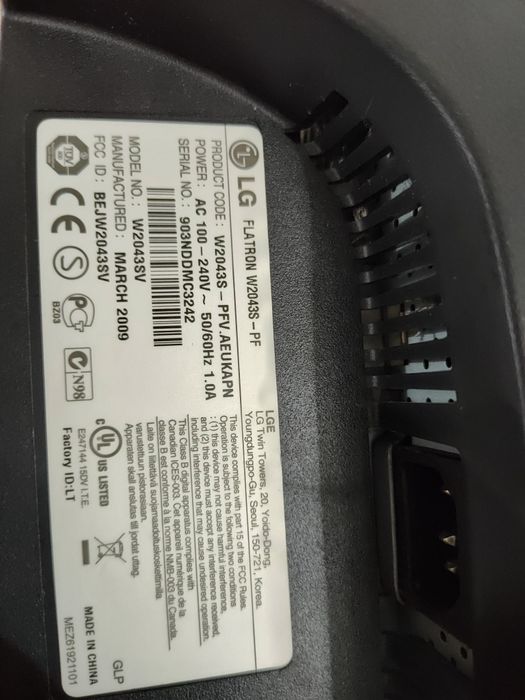 Монітор 20"  LG W2043S