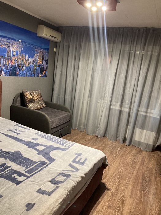 Сдам квартиру посуточно ул.Закревского, 73 Троещина