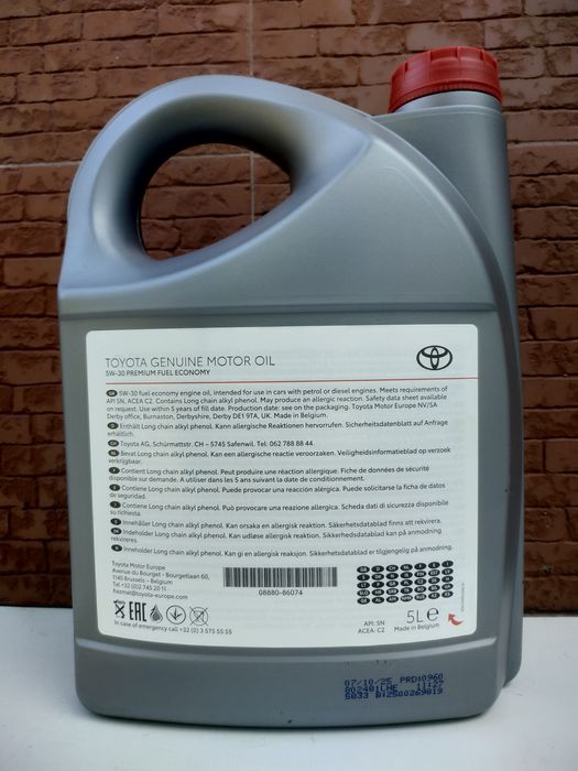 Toyota Premium Fuel Economy 5W30 Масло моторное. Бельгия. Подбор фильтров!