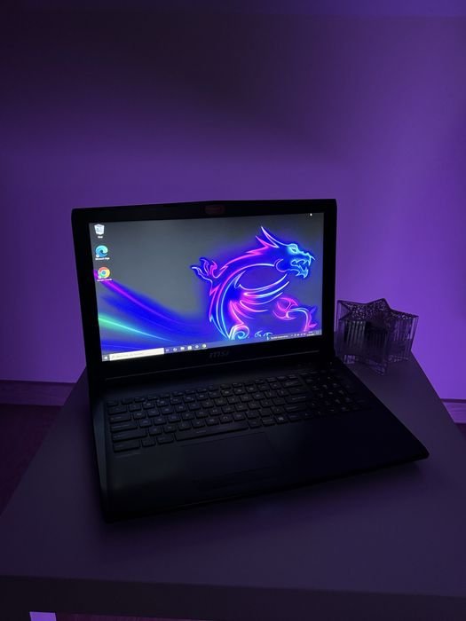 Laptop Gamingowy MSI GL62 i5/GTX 950/12GB ram/Dysk SSD