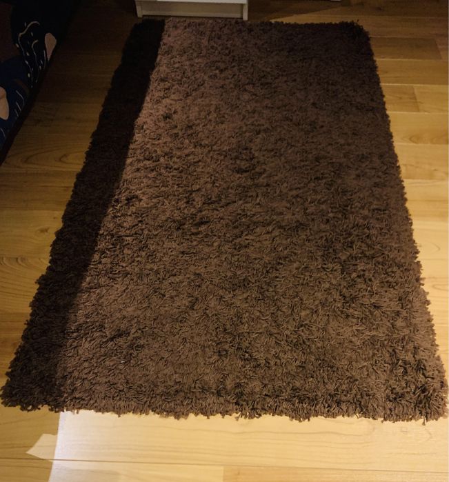 Tapetes castanhos QUARTO