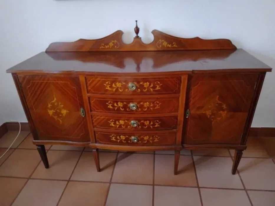 Mobília de sala de  jantar