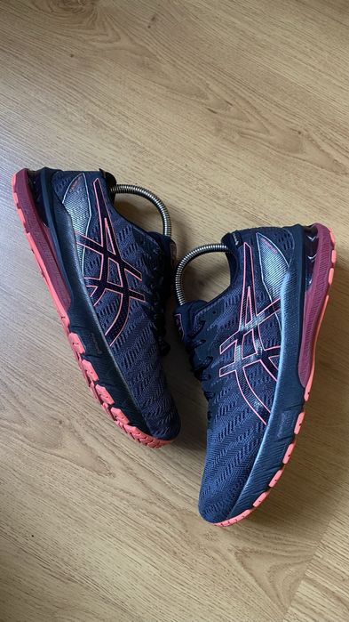 Кросівки ASICS  Gore-Tex  бігові кросовки Asics