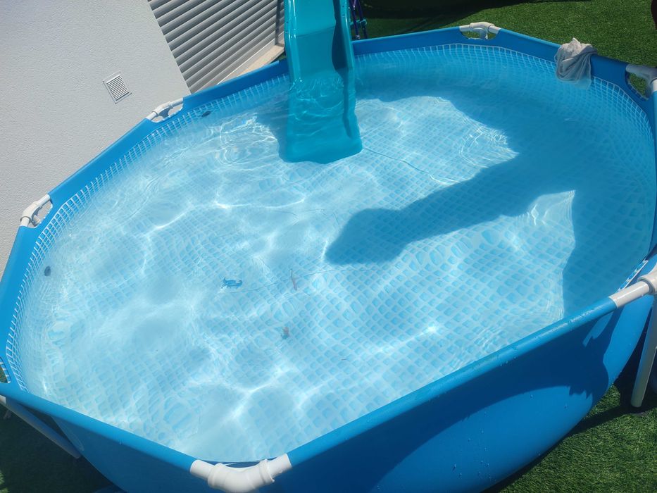 Piscina redonda grande