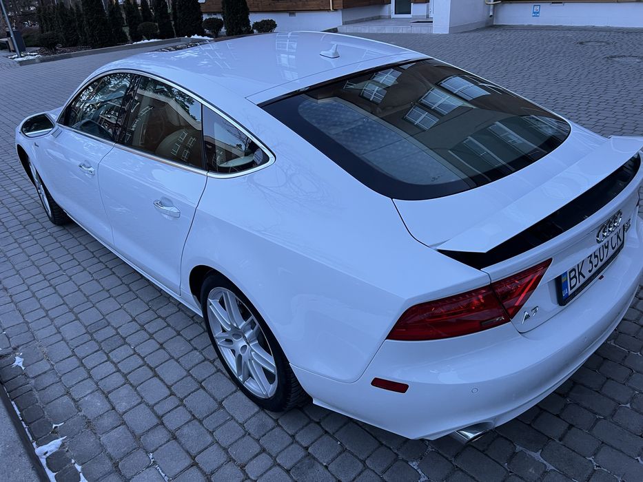 Продамо нашу Audi  А7 2015 Sportback Superchanged