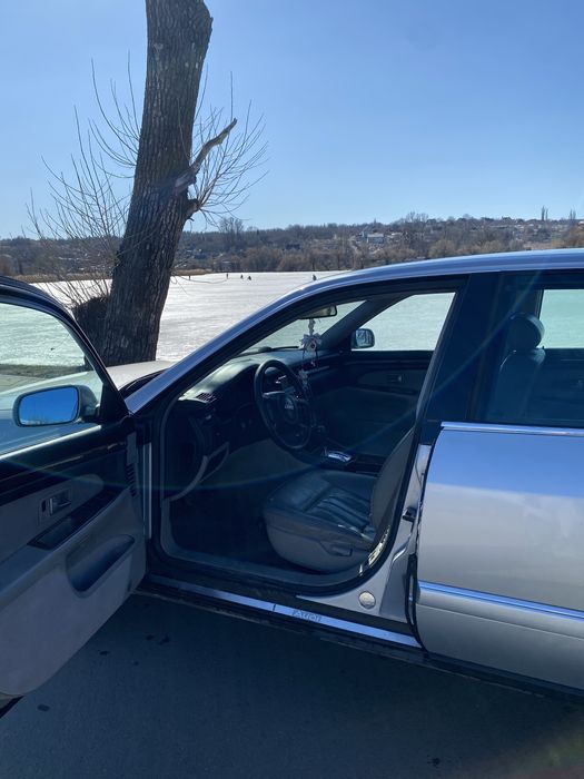 Ауді а8 д2 1998р