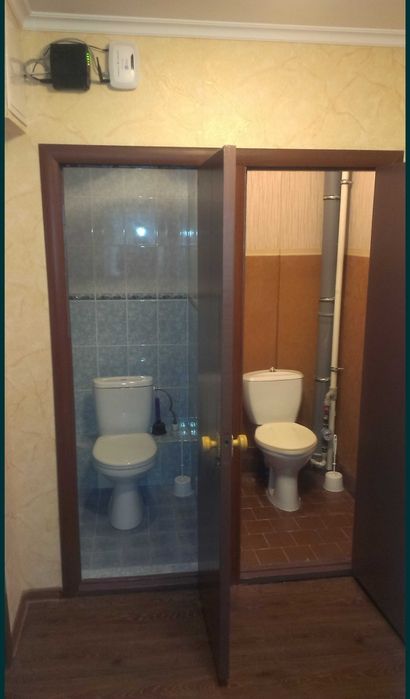 метро Черниговская - пешком Хозяева