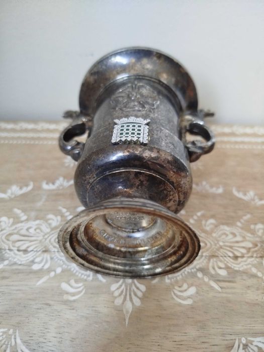 Antigo Vaso Miniatura, casquinha de Prata