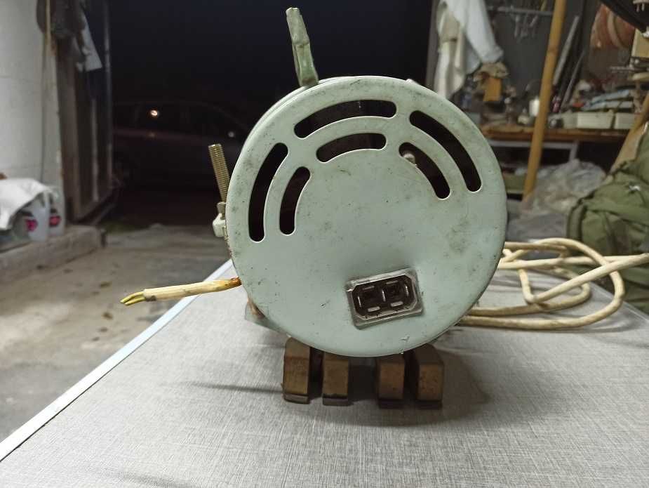 Сервомотор ASM Cluth motor YSL 22-2. Двигун для швейної машини.