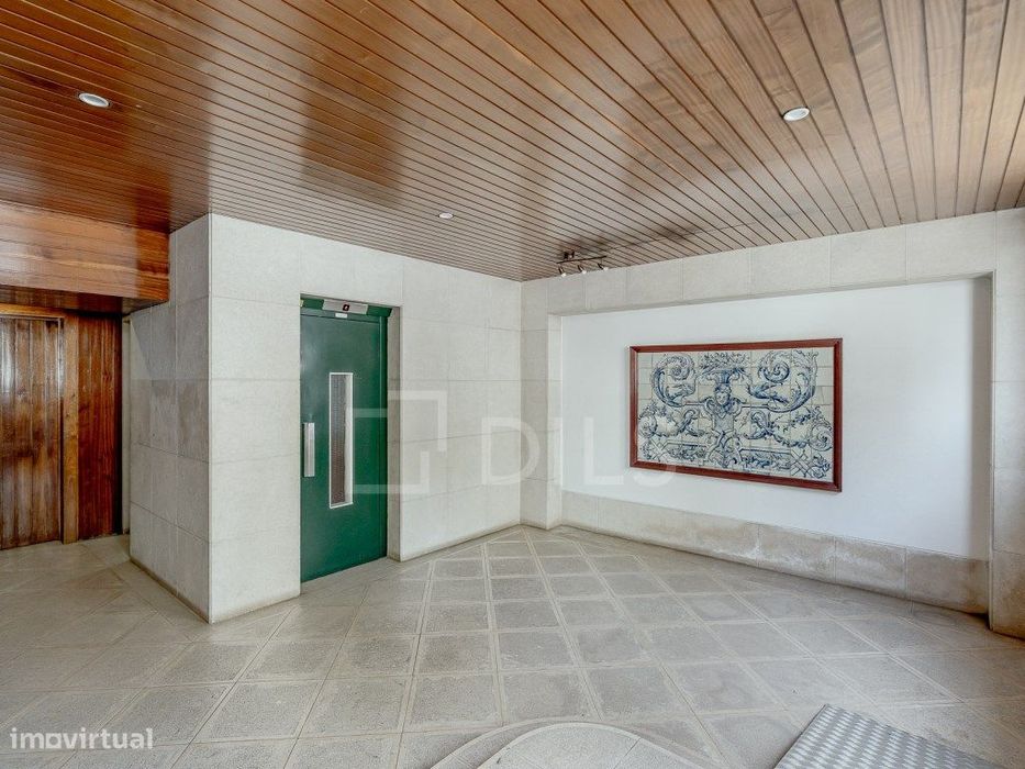 T3 com jardim, varanda e garagem na Lapa