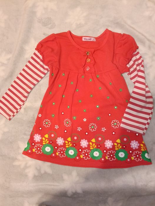 Sweterek tunika rozmiar  104/110 cm