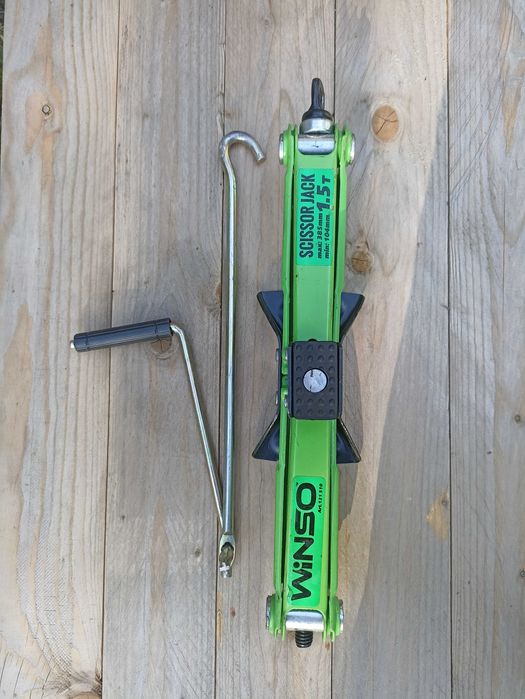 Домкрат Winso 1,5т