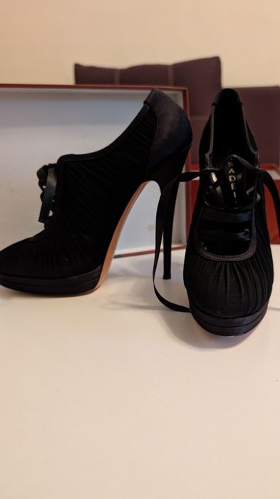 Туфлі на випускний жіночі Casadei ( оригінал)