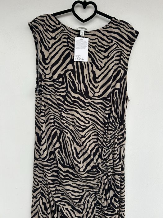 Długa sukienka 4XL H&M