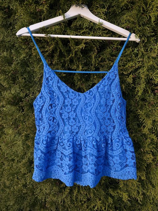 Niebieski koronkowy top na ramiączkach | Boho