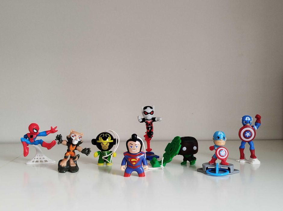 Фигурка супер герой марвел, дс киндер