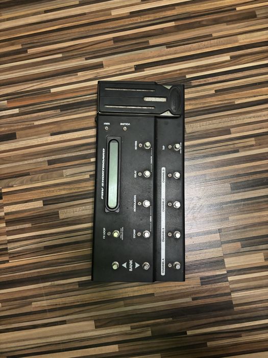 Line 6 bass pod xt pro + foot switch