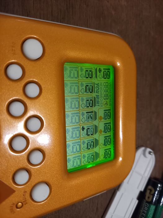 Gra elektroniczną Solitaire