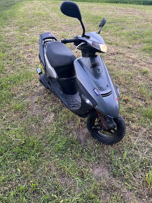 Продам скутер Suzuki