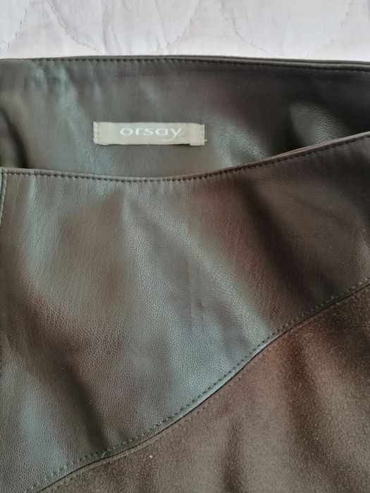 Sprzedam spódnicę firmy Orsay w rozmiarze 38