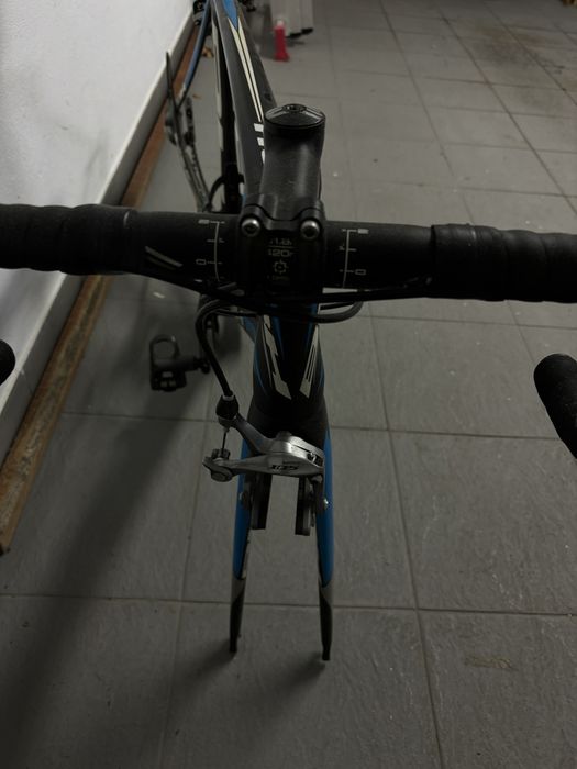 Bicicleta de Estrada BH em Carbono + Rodas Vision